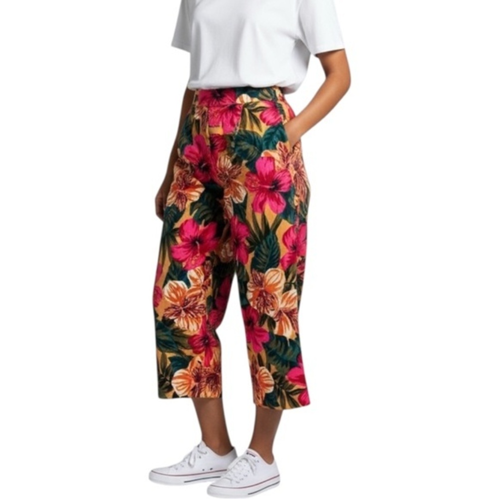 4/$20 Caliche Floral Cropped Wide Leg Pants
